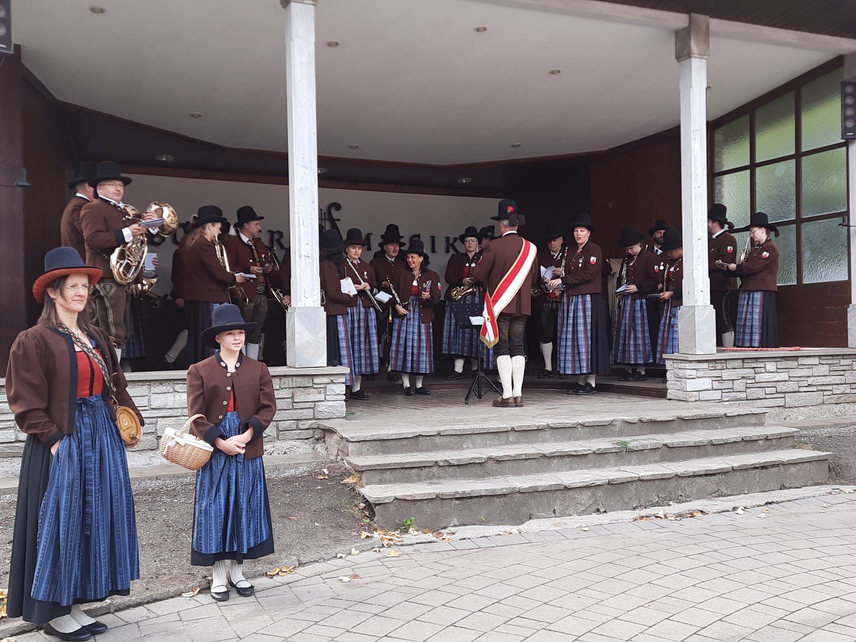 20250928_095437 20250928_095437