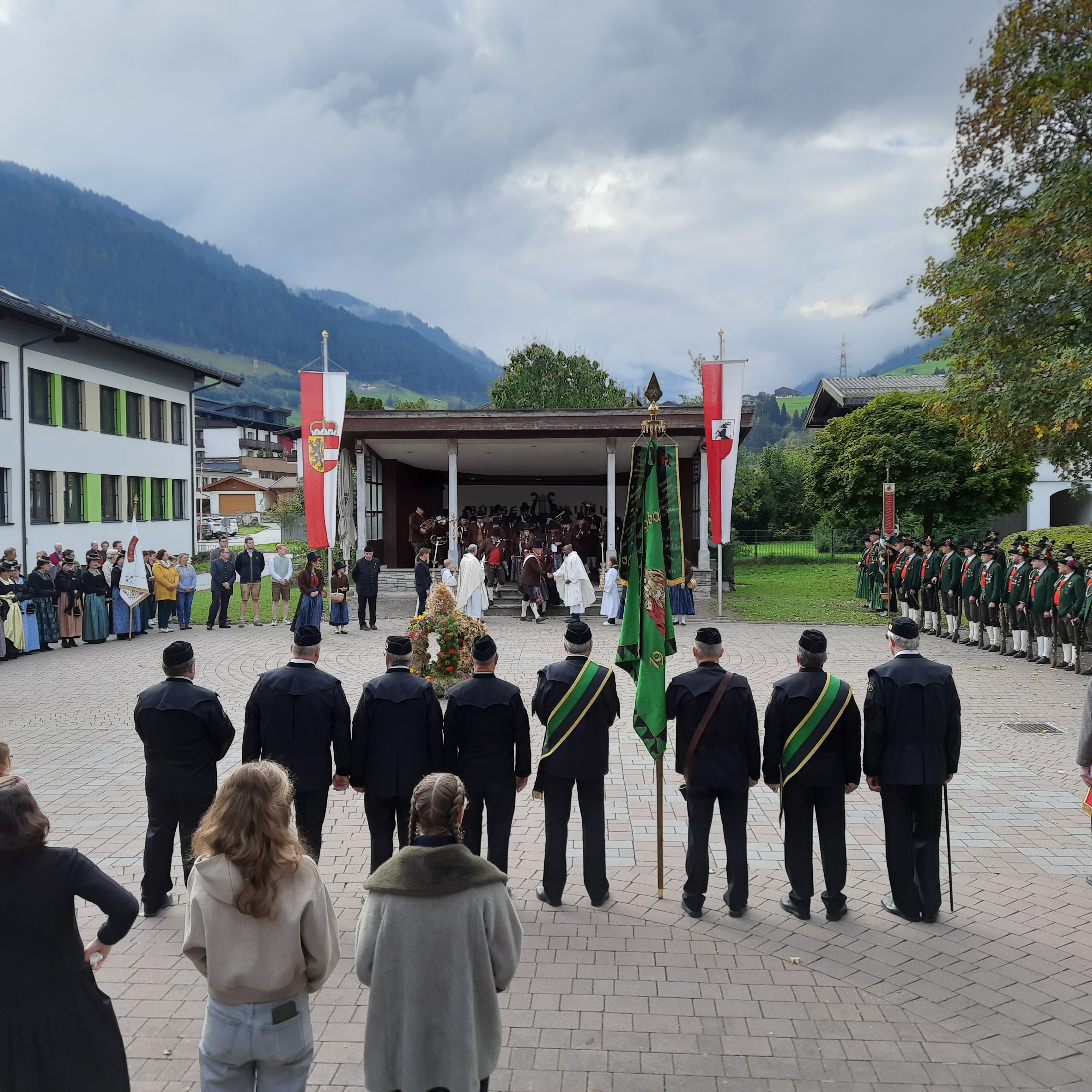 20250928_100658 20250928_100658